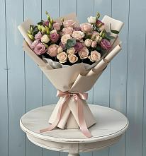 Букет цветов из:  Розы и Лизиантусы в Белогорске Кемеровской области