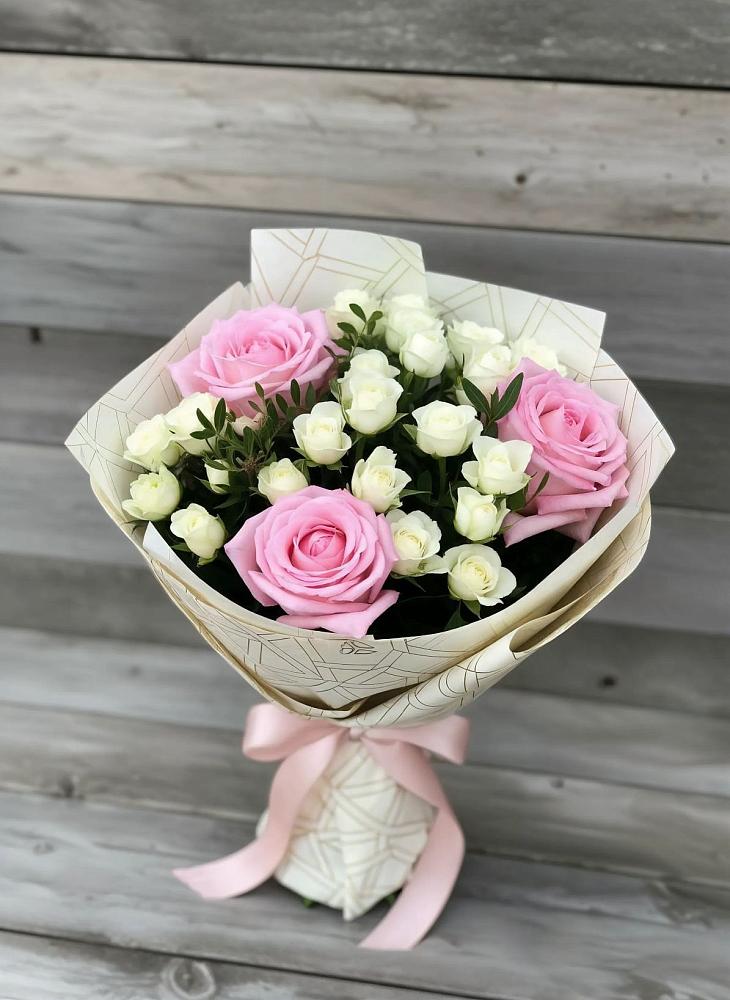 Букет цветов из: Розы в Белогорске Кемеровской области