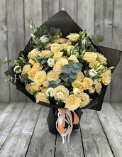 Букет цветов из:  Розы и Лизиантусы #REPLACE_PRED# Белогорске Кемеровской области