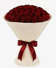 Букет 101 Бордовая роза Блэк Бакарра в Белогорске Кемеровской области