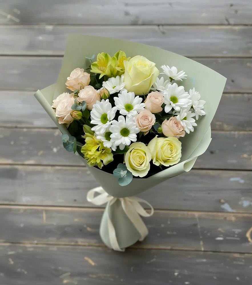 Букет цветов из: Альстромерии, Розы и Хризантемы в Белогорске Кемеровской области