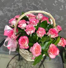 Цветочная композиция из Розы в корзине #REPLACE_PRED# Белогорске Кемеровской области