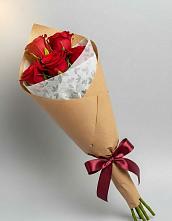 Букет цветов из:  Розы в Белогорске Кемеровской области