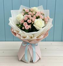 Букет цветов из:  Розы в Белогорске Кемеровской области