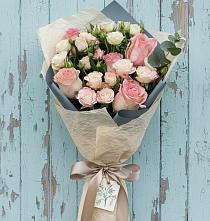 Букет цветов из:  Розы #REPLACE_PRED# Белогорске Кемеровской области