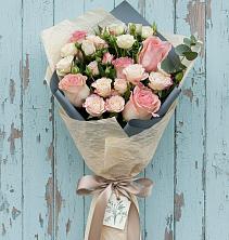 Букет цветов из:  Розы в Белогорске Кемеровской области
