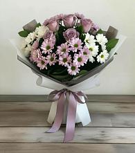 Букет цветов из:  Хризантемы и Розы в Белогорске Кемеровской области
