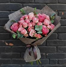 Букет цветов из:  Розы в Белогорске Кемеровской области
